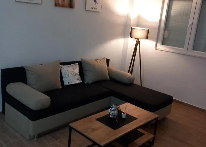 Dm Apartment